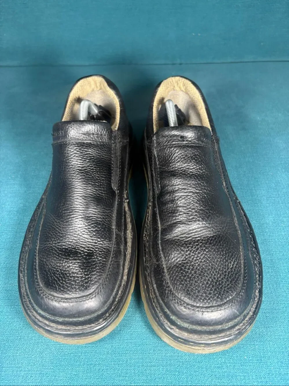 Dr. Martens item features